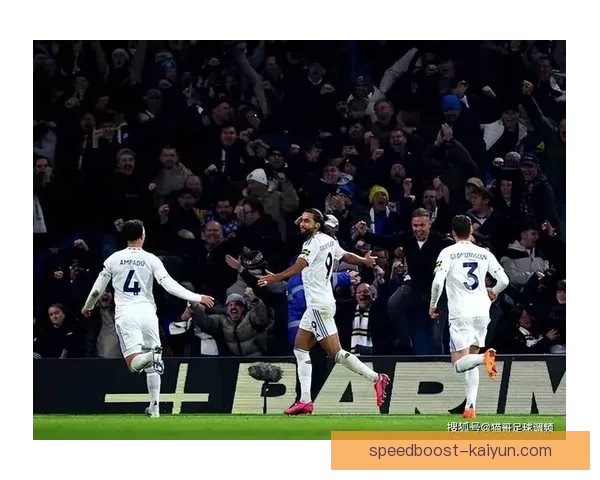 卡尔弗特-勒温在英超联赛中表现亮眼，助力球队争夺冠军荣耀